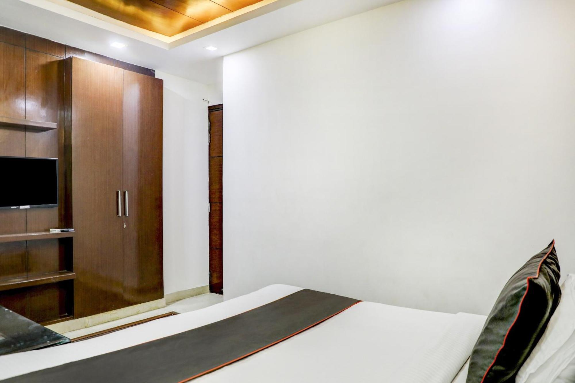 Collection O R S Villa Near Lotus Temple New Delhi Buitenkant foto